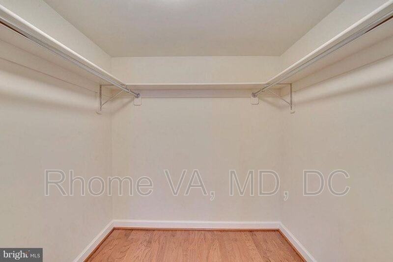 4115 South Four Mile Run Drive - Photo 7 of 14