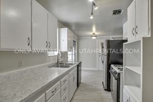 featured image of 961 Sw
