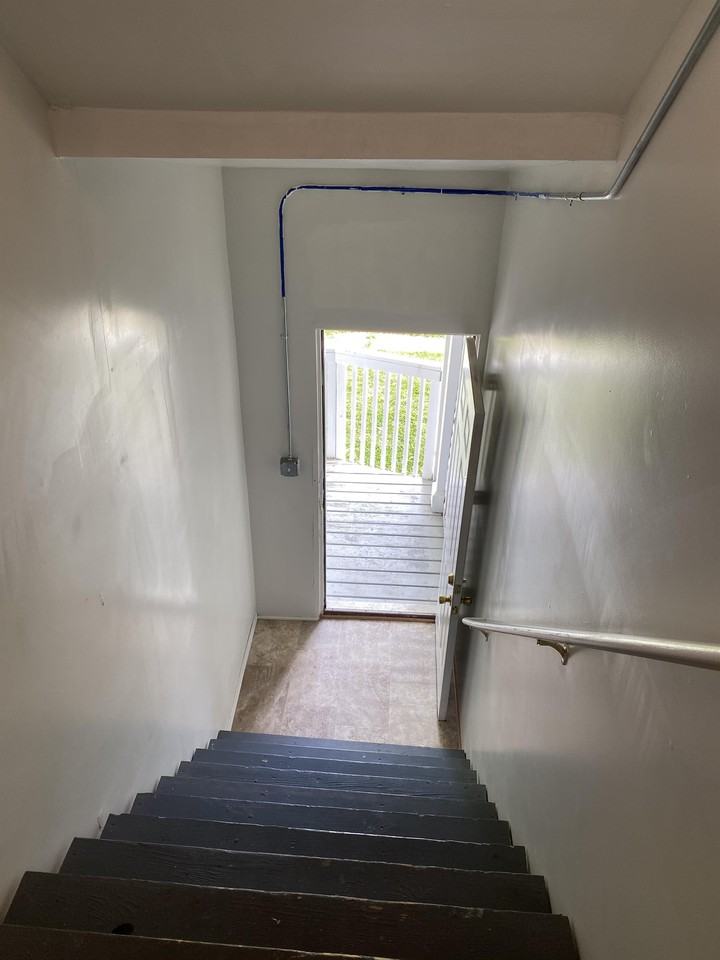 129 S. EAST ST MORENCI Apartments 129 S East St, Morenci, MI 49256