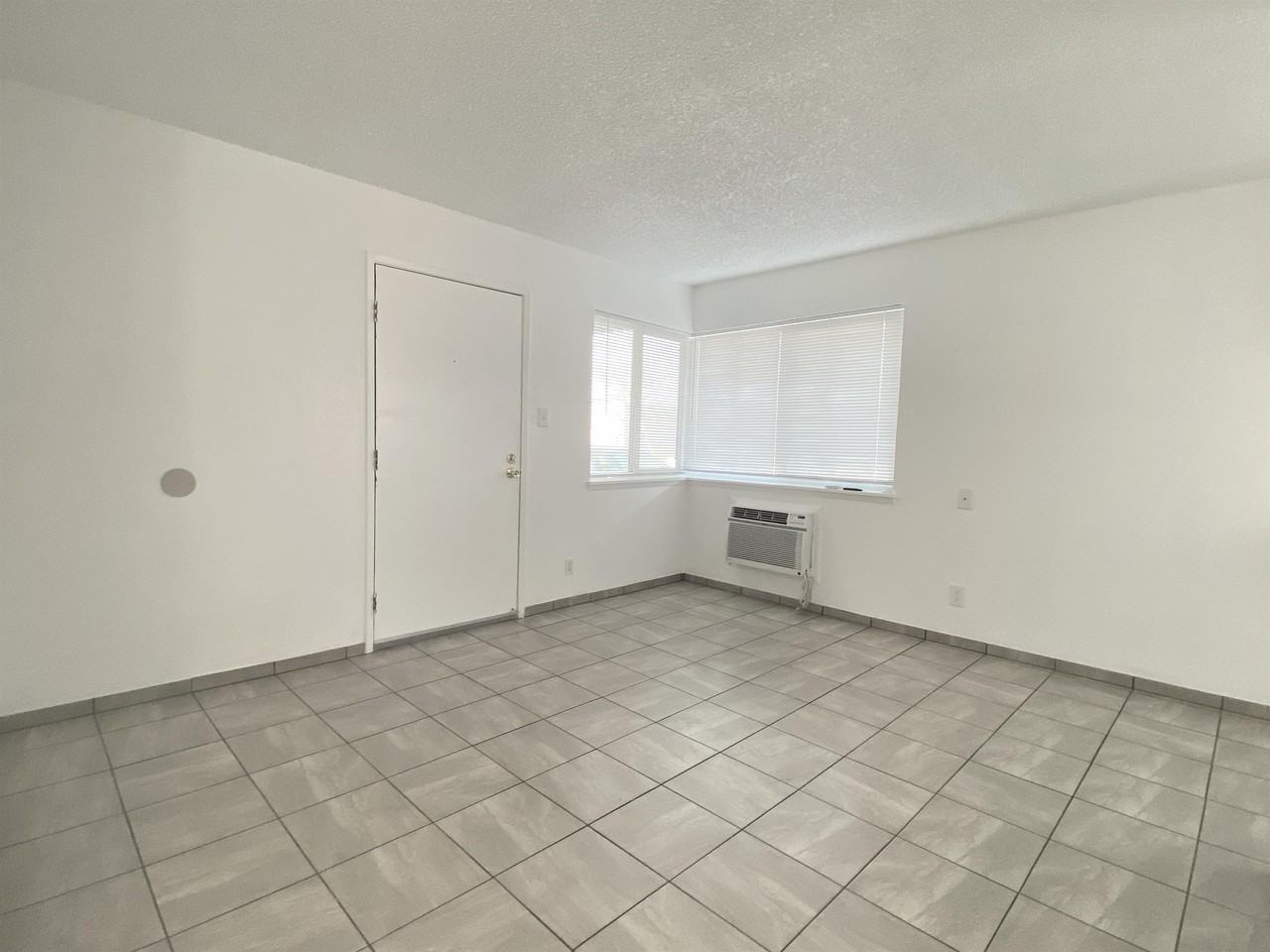 6820 7th Avenue - Photo 2 of 14