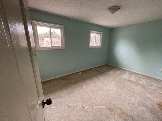 70 Braeburn Drive #None - Photo 3 of 6