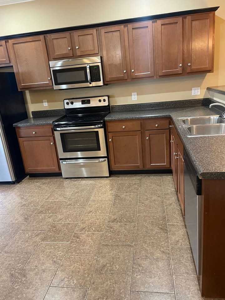 Village at Traditions - Photo 6 of 50