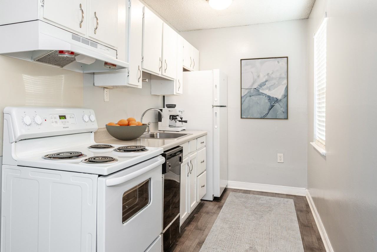 The Villas At Garden Way - Photo 5 of 45