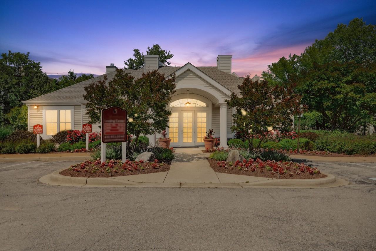 Stonehaven Apartments - Photo 6 of 50