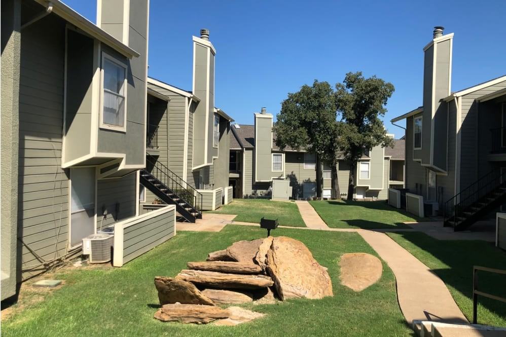 Hidden Valley - Photo 5 of 10