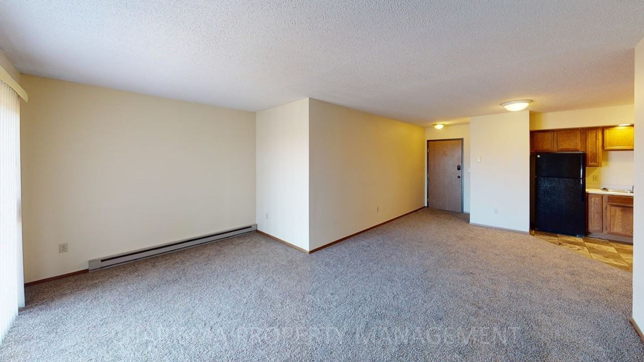 1016 Southland Lane - Photo 2 of 50