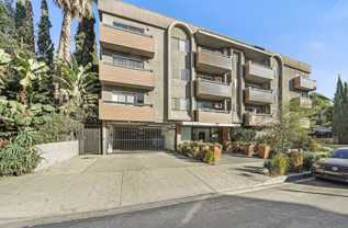 1320 N. Sycamore Avenue - Photo 1 of 1