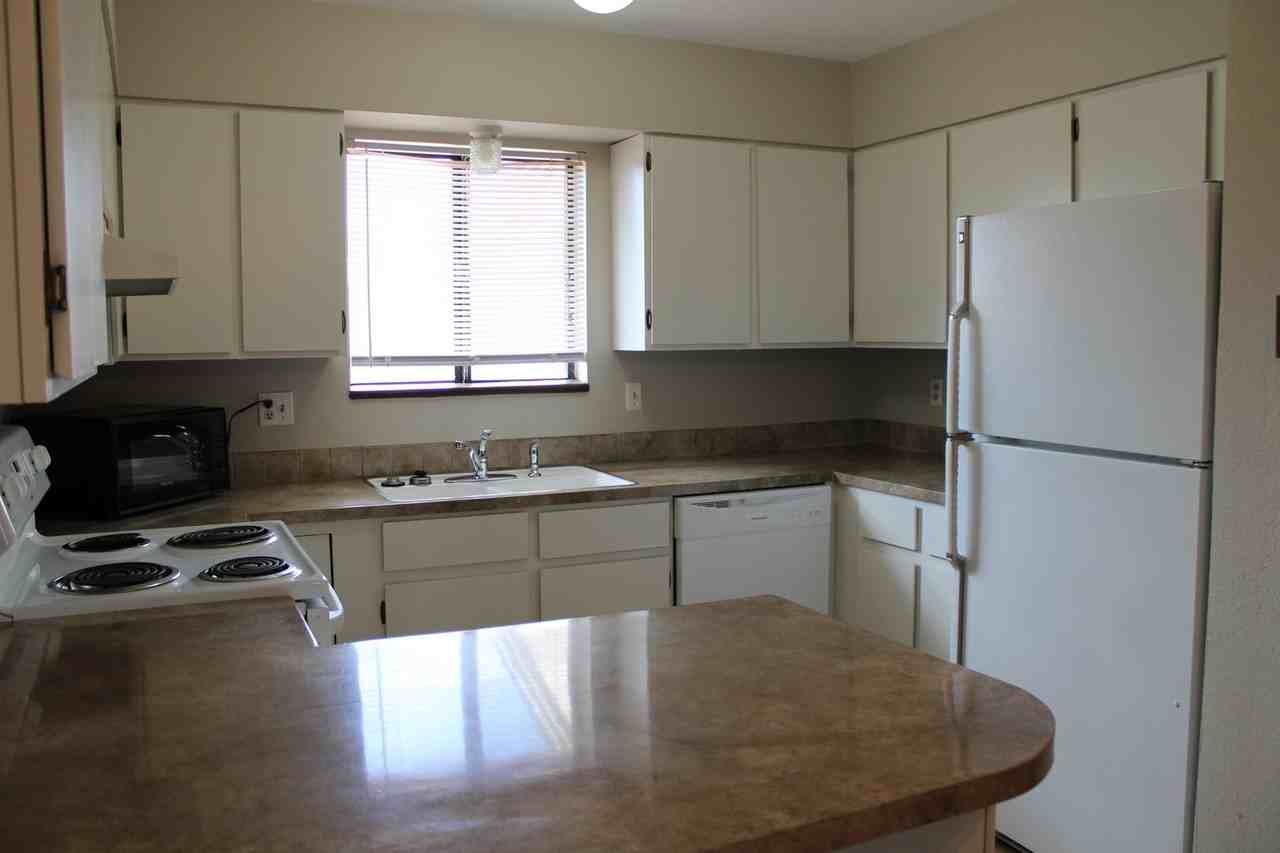 1745 Azalea Dr - Photo 3 of 13