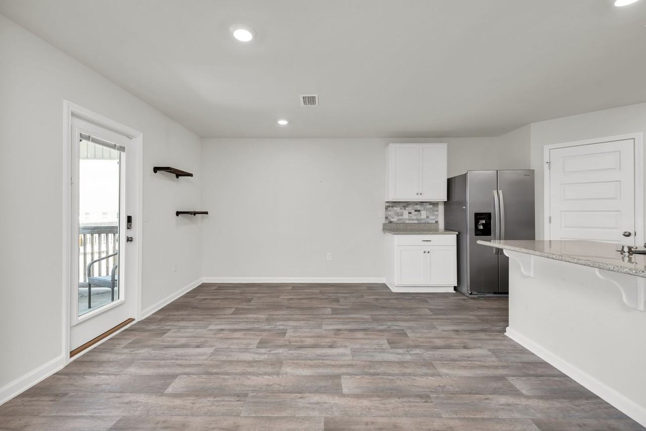 5557 Galahad Trl - Photo 6 of 36