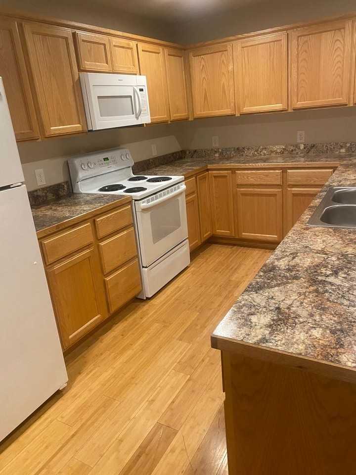 510 Harbor View Dr - Photo 7 of 19
