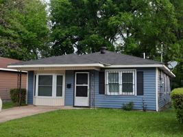 featured image of 266 E Dudley Dr