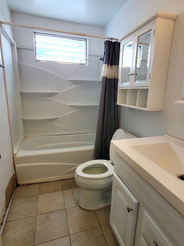 329 Olive Ave - Photo 5 of 6