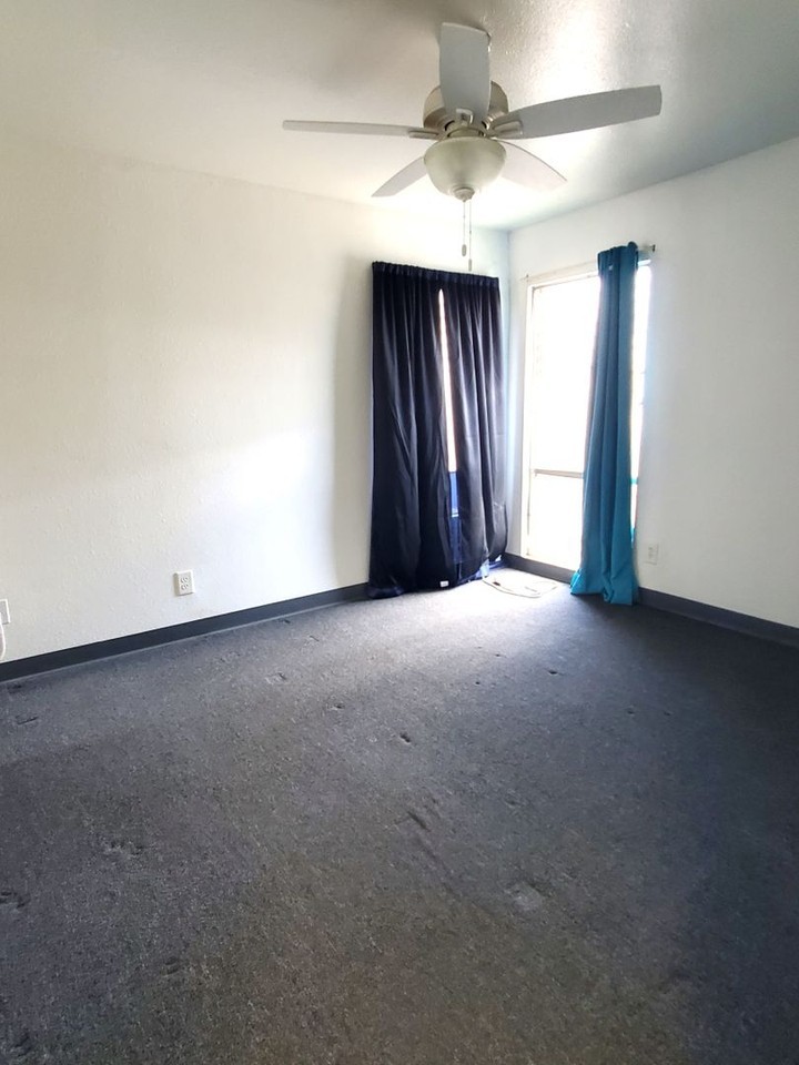 329 Olive Ave - Photo 6 of 6