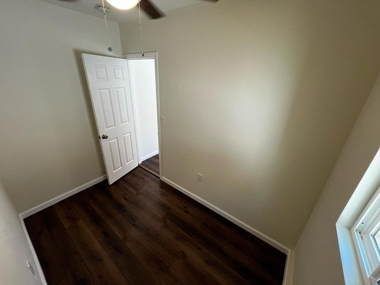 2027 Avenida De La Cruz - Photo 4 of 8