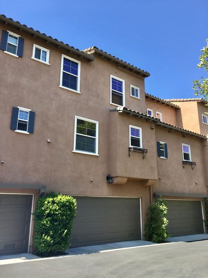 2544 Escala Cir - Photo 2 of 10