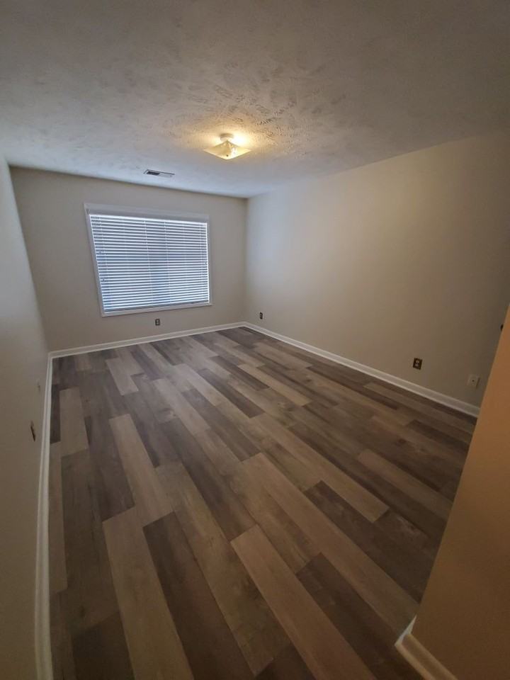 672 Bartons Landing Pl - Photo 6 of 16