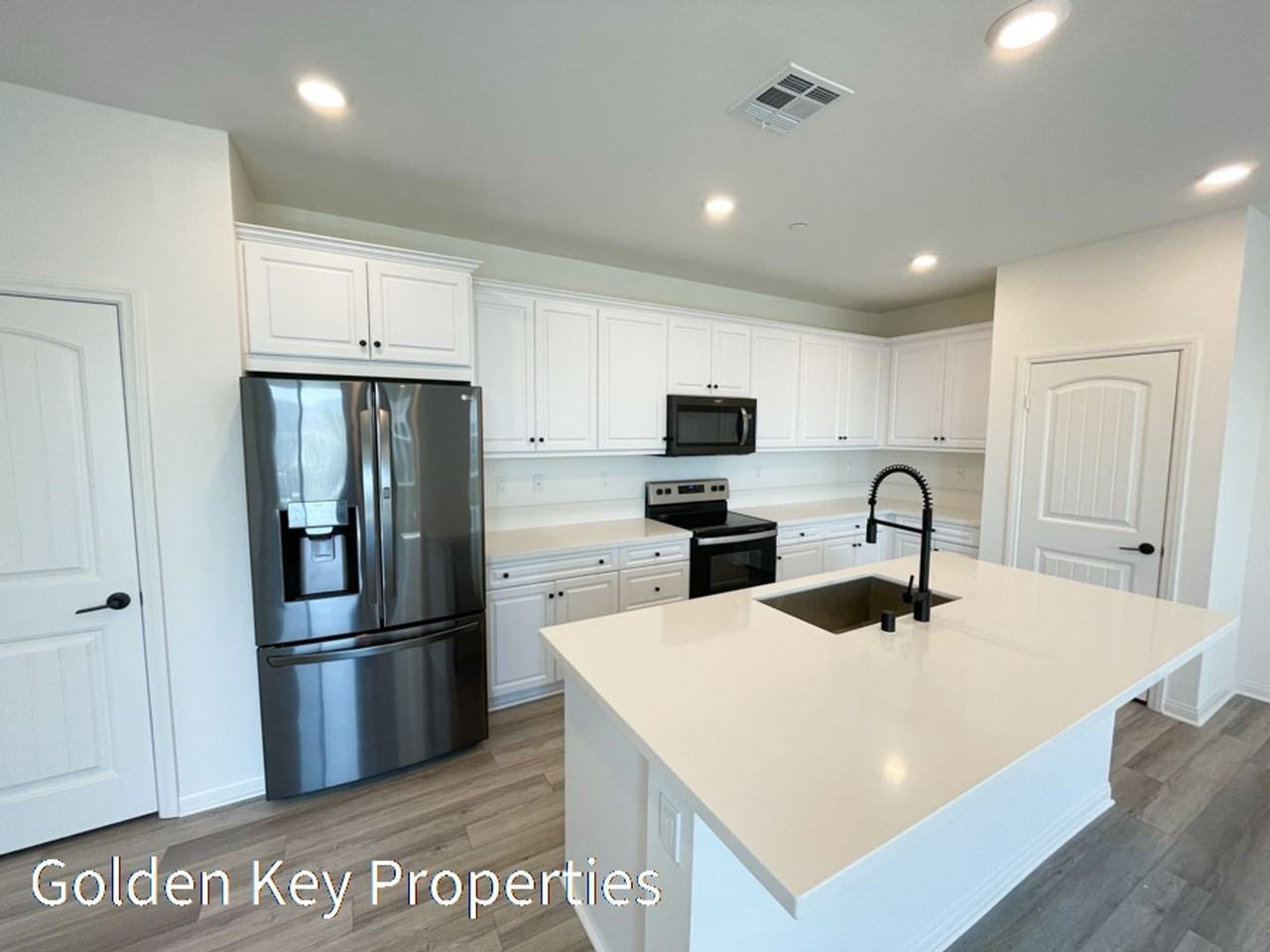 455 Fitzpatrick Rd #102 - Photo 6 of 21