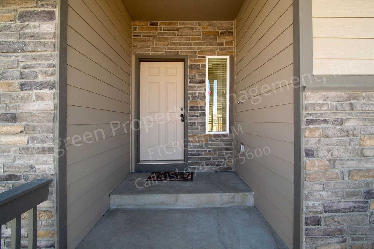 6408 San Isabel Ave - Photo 4 of 41