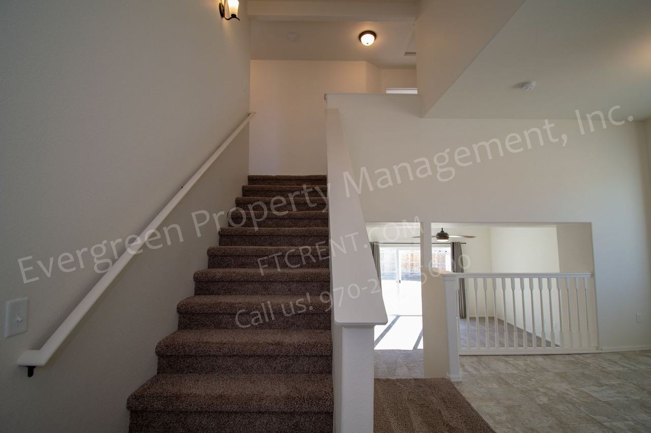 6408 San Isabel Ave - Photo 6 of 41