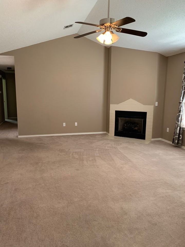 1612 Cresent St - Photo 7 of 24