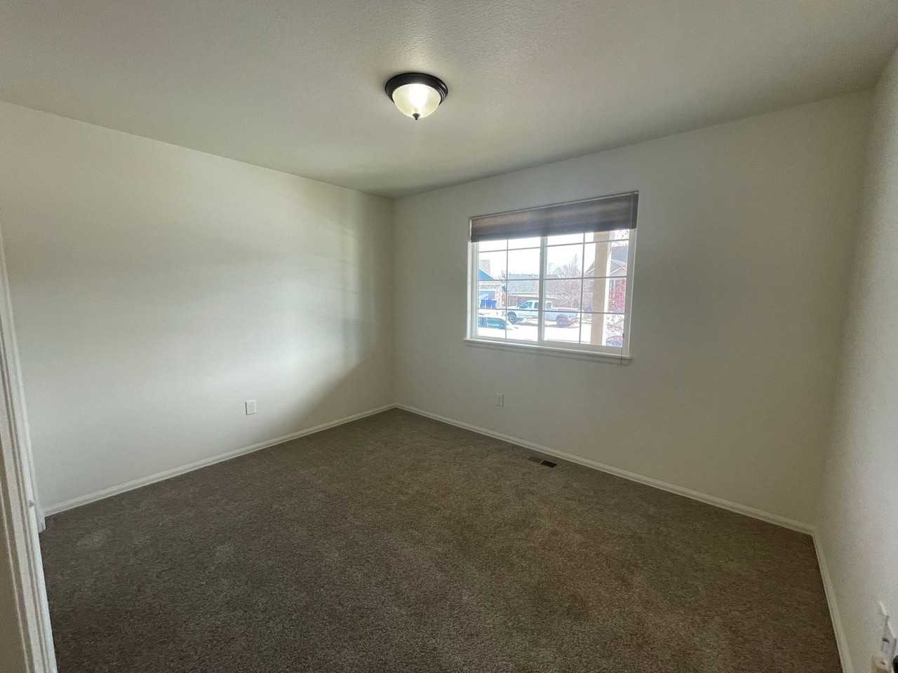 420 Territory Ln - Photo 2 of 24