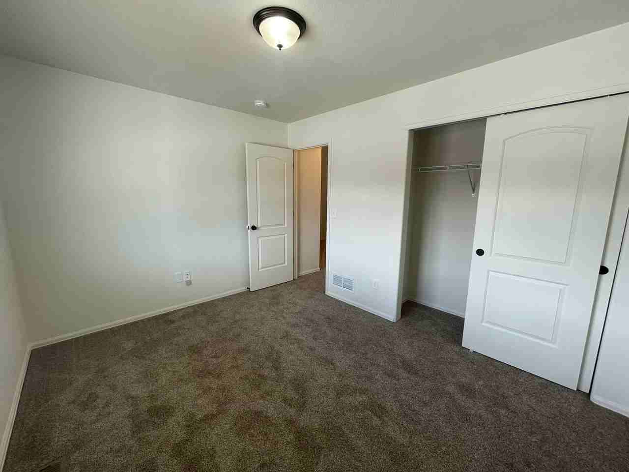 420 Territory Ln - Photo 3 of 24