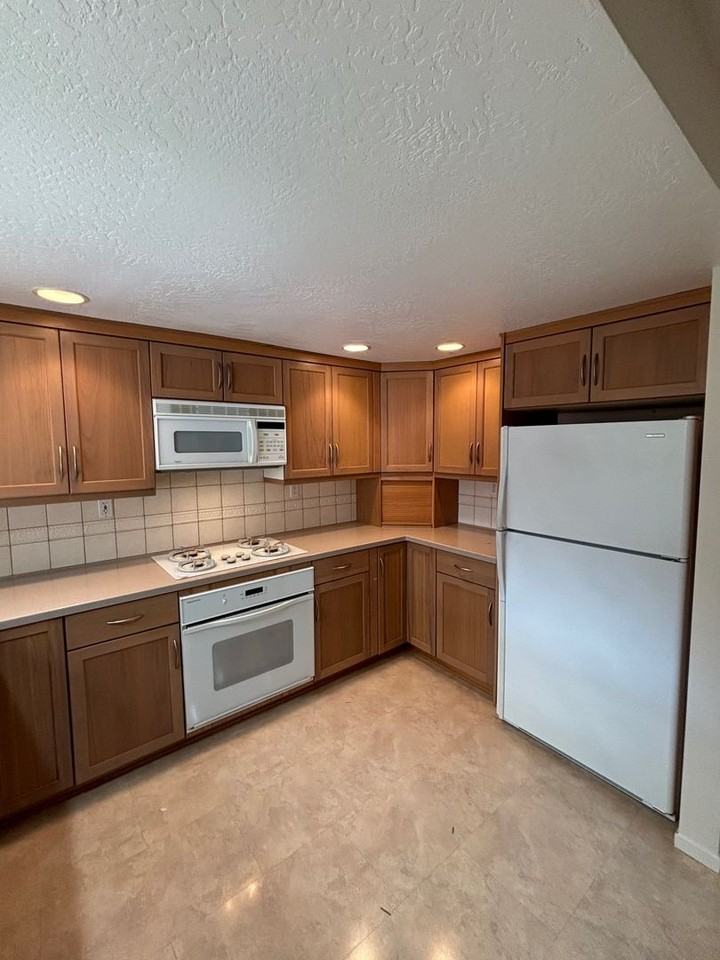 1886 Neotomas Ave - Photo 5 of 16