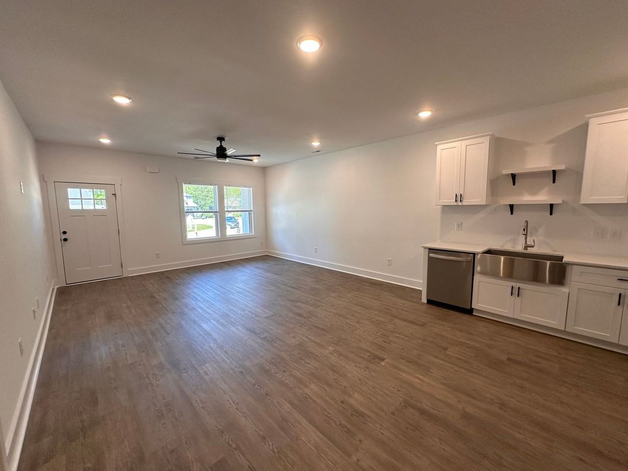 1668 Winding Way Sw - Photo 5 of 24
