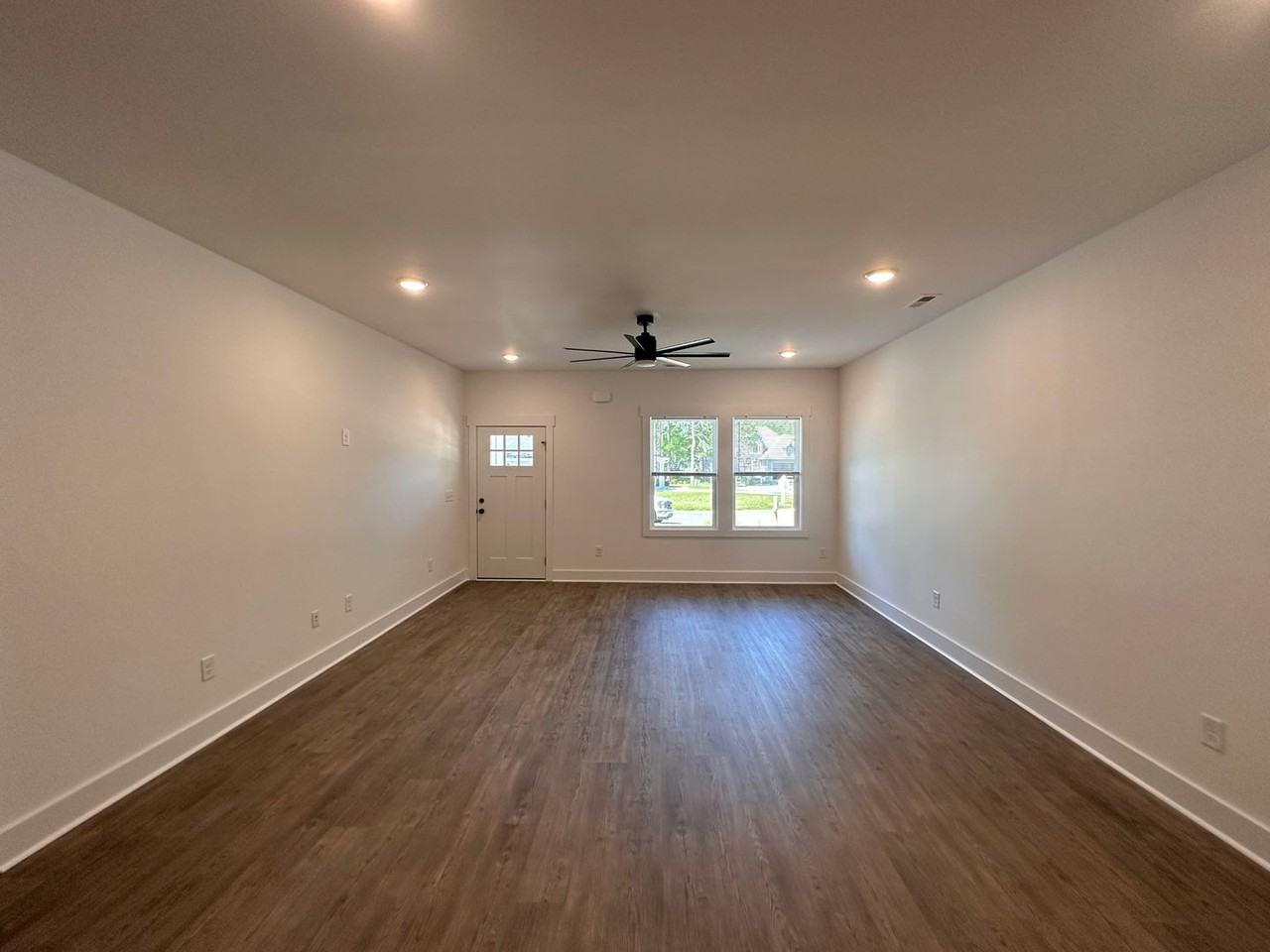 1668 Winding Way Sw - Photo 7 of 24