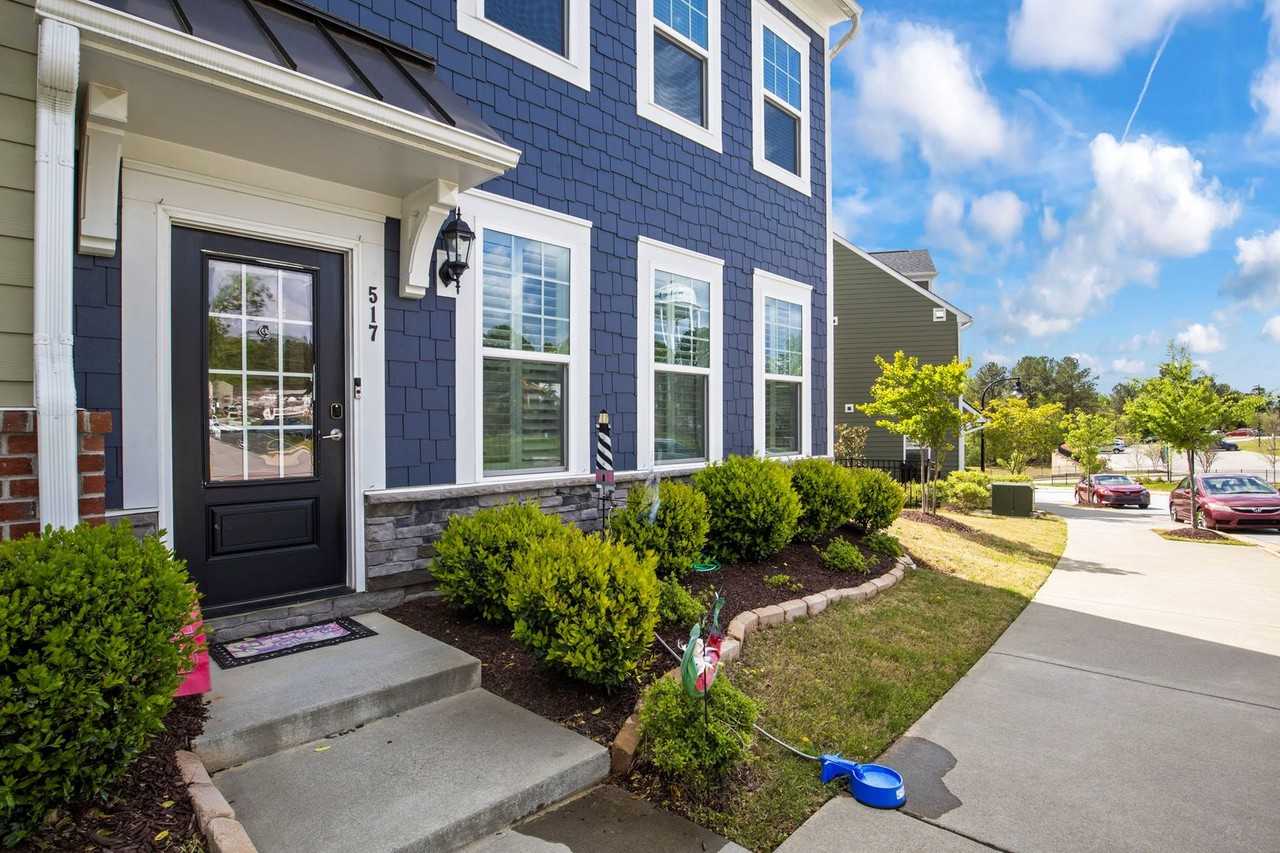 517 Brooks St - Photo 7 of 30