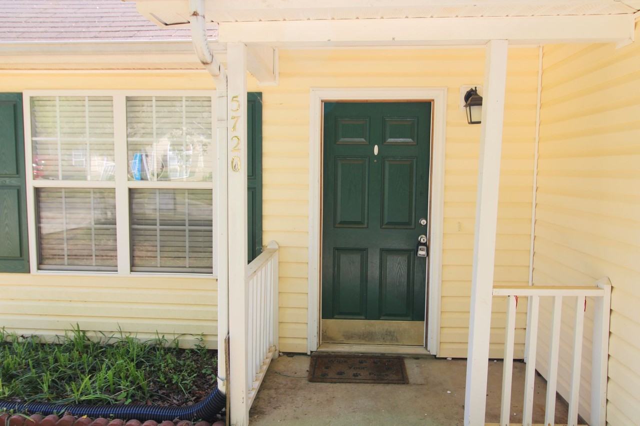 5720 Justins Forest Dr - Photo 3 of 21