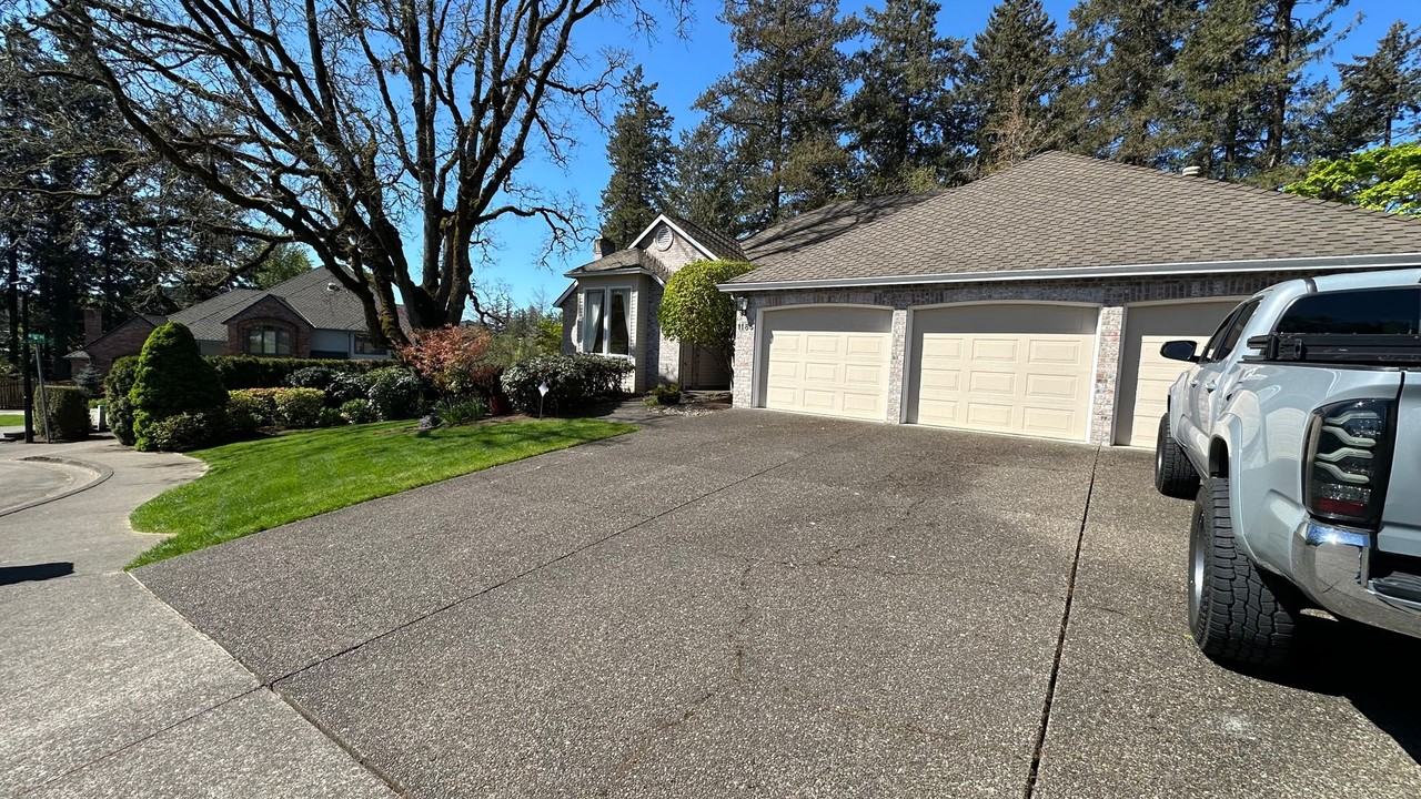 1185 Nw 116th Ave - Photo 3 of 47