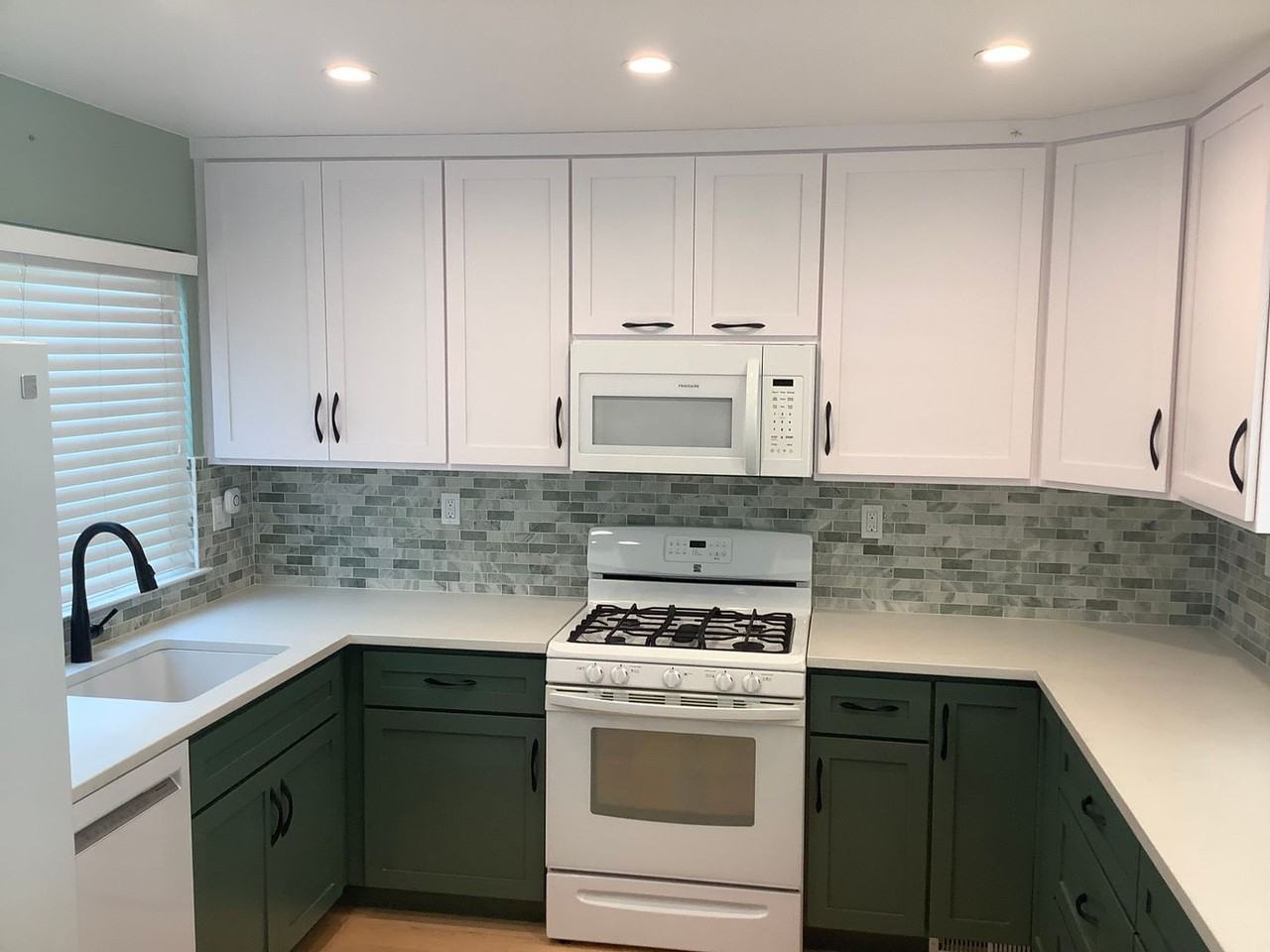 361 N Main St - Photo 2 of 19