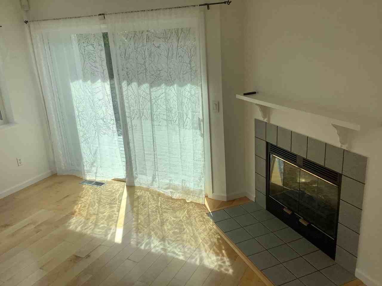 361 N Main St - Photo 6 of 19