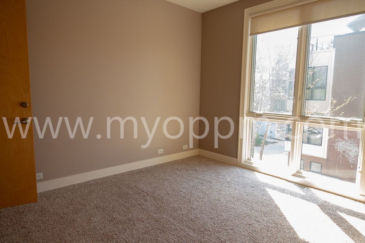 905 S 10th Ct - Photo 7 of 18