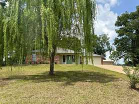10052 W Lakeshore Dr - Photo 1 of 1