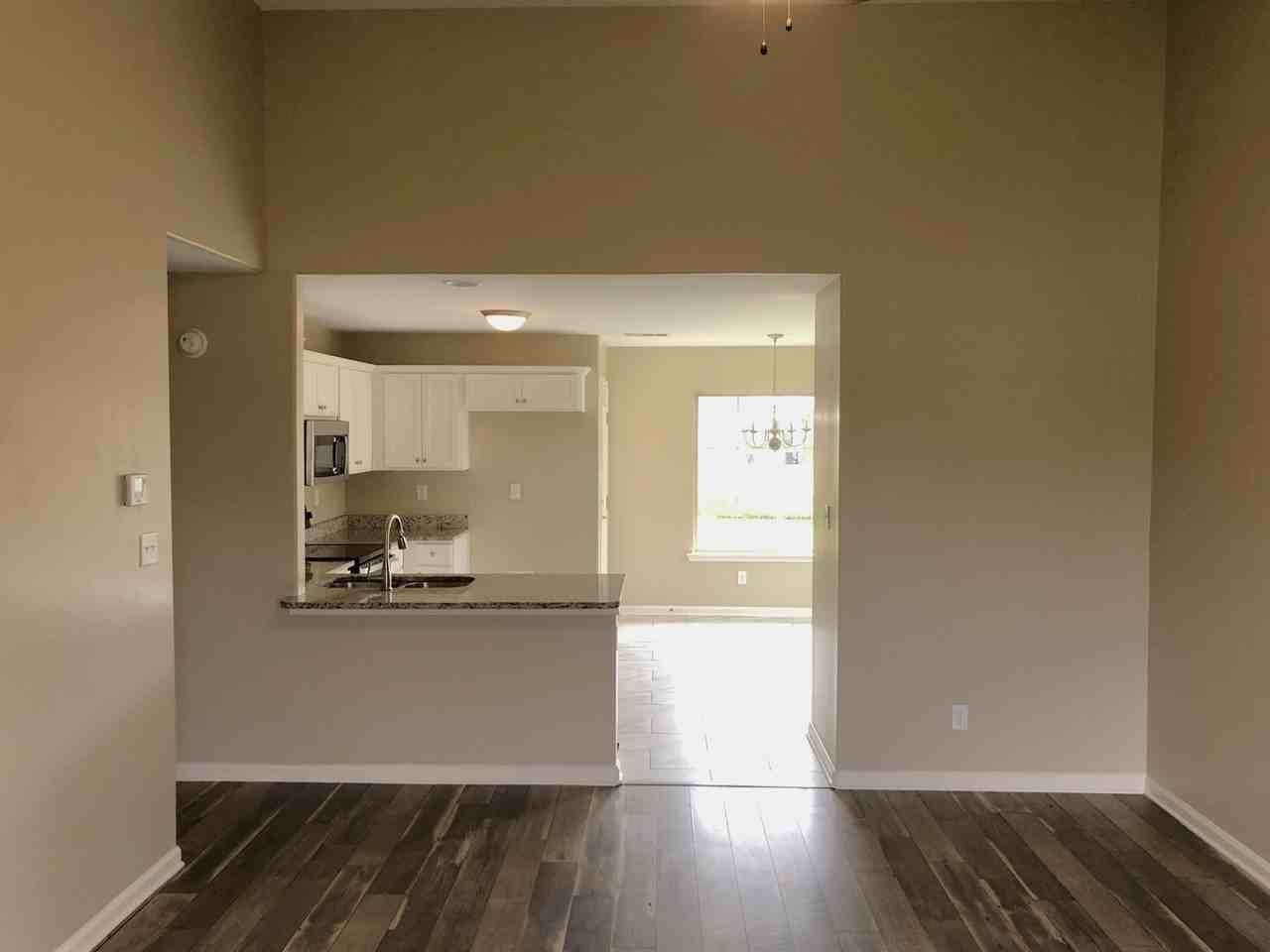 1145 River Wood Cir W - Photo 3 of 23