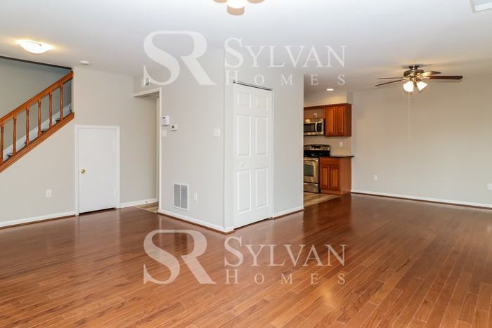 5755 Thunder Hill Rd - Photo 3 of 15