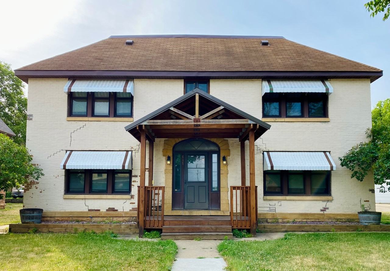 717 N 2nd St #1 - Photo 2 of 18