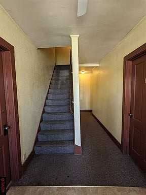 717 N 2nd St #1 - Photo 4 of 18