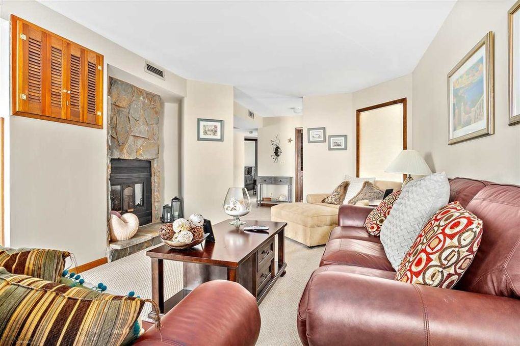 611 West Burk Avenue #A - Photo 7 of 17