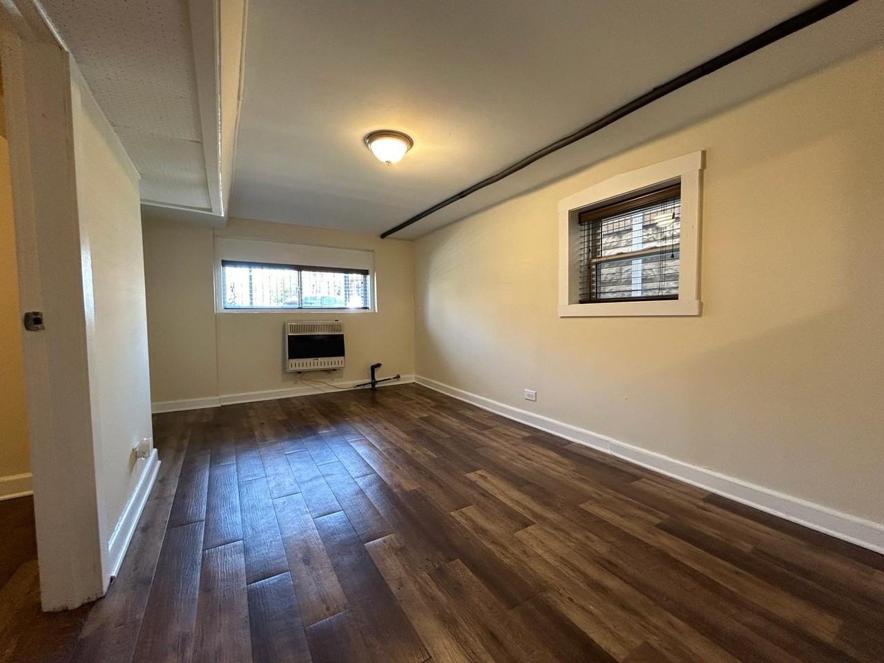 1438 N Kildare Ave - Photo 5 of 11