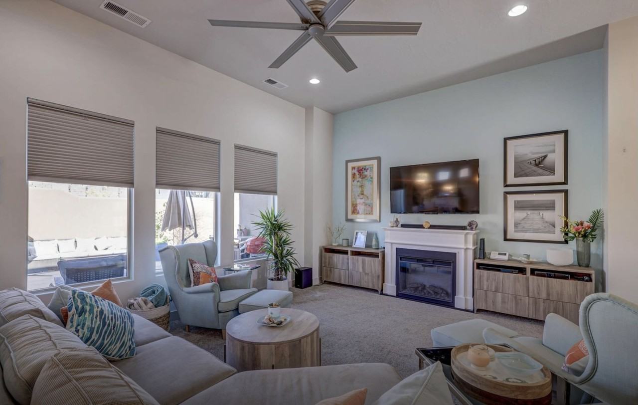 3382 S Desert Hollow Ln #NA - Photo 6 of 38