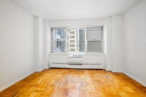 featured image of 300 E 46th St #3E