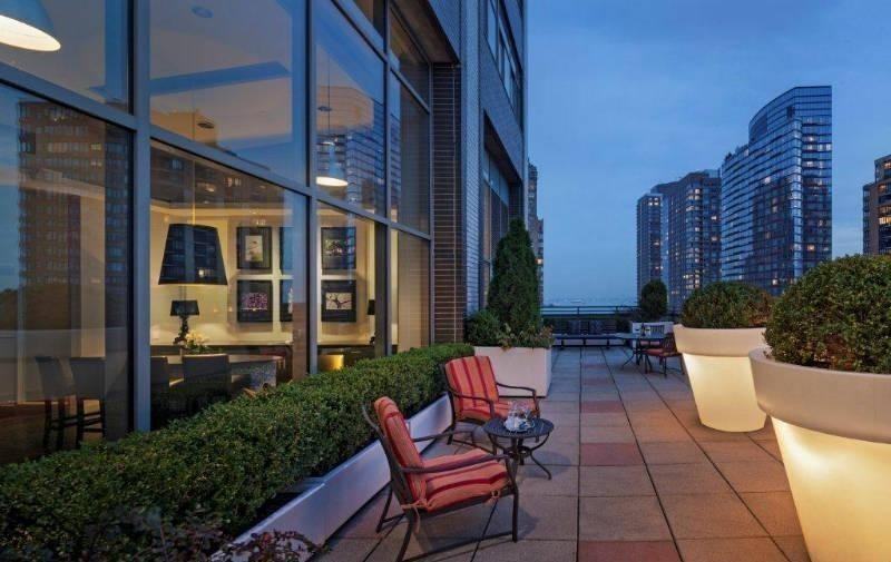 90 Washington St #8B - Photo 5 of 7