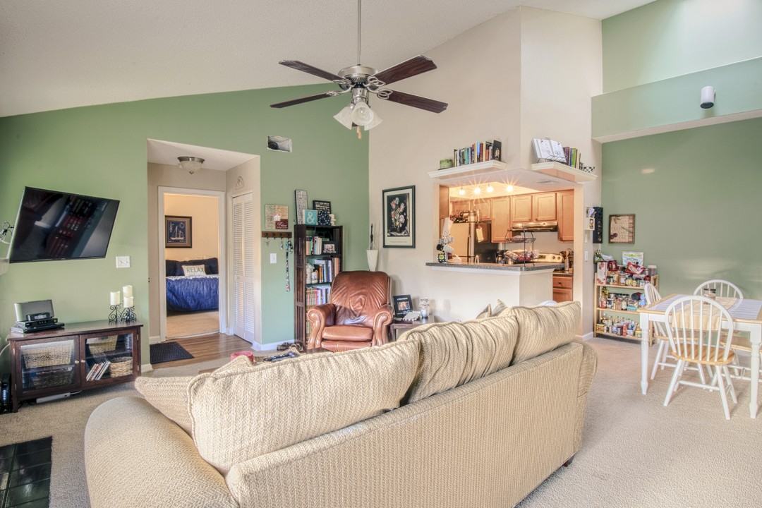 7950 Crossroads Dr - Photo 3 of 13