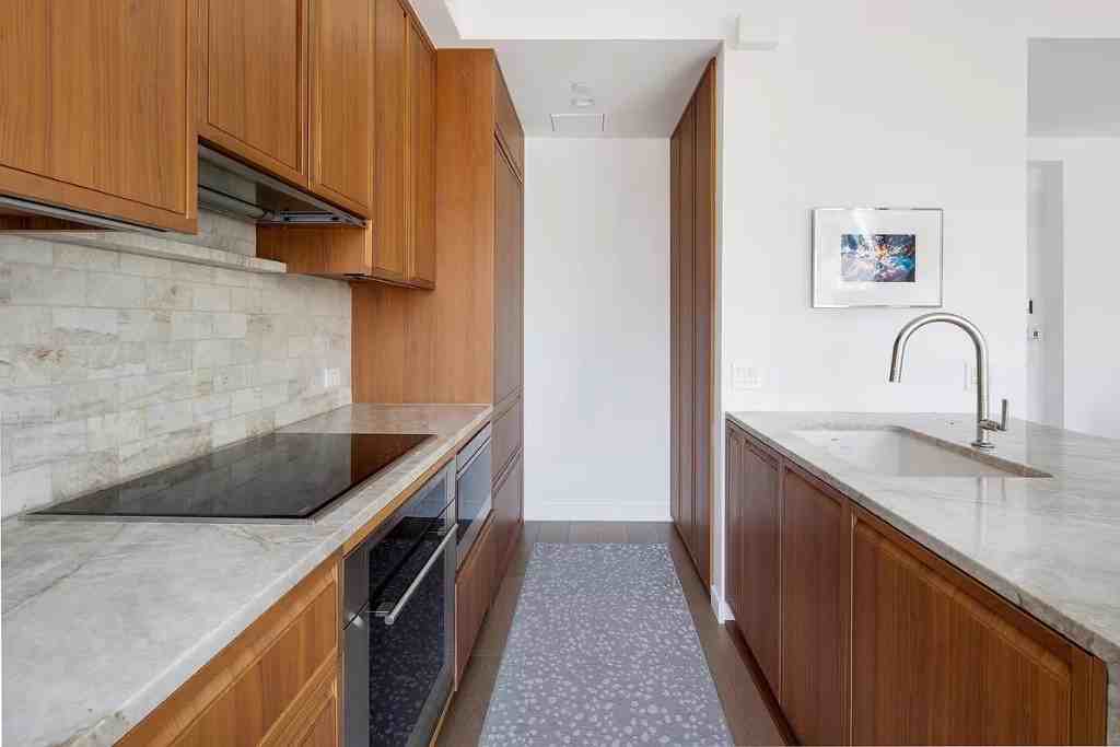 E 31st St #23 - Photo 3 of 12
