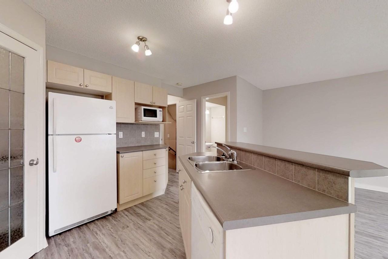 20 14 - Photo 3 of 41