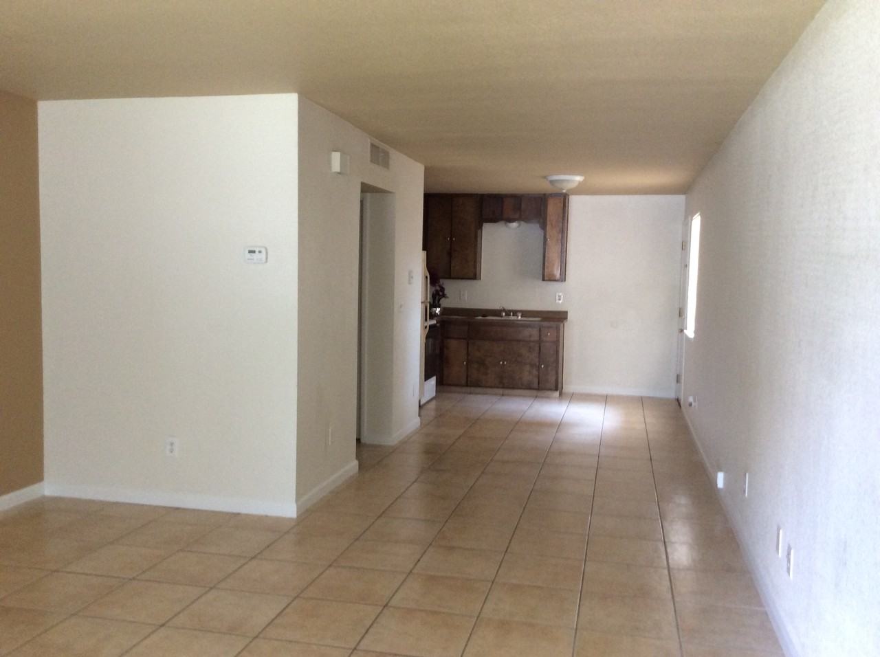 534 Sunrise Ave #D - Photo 5 of 28