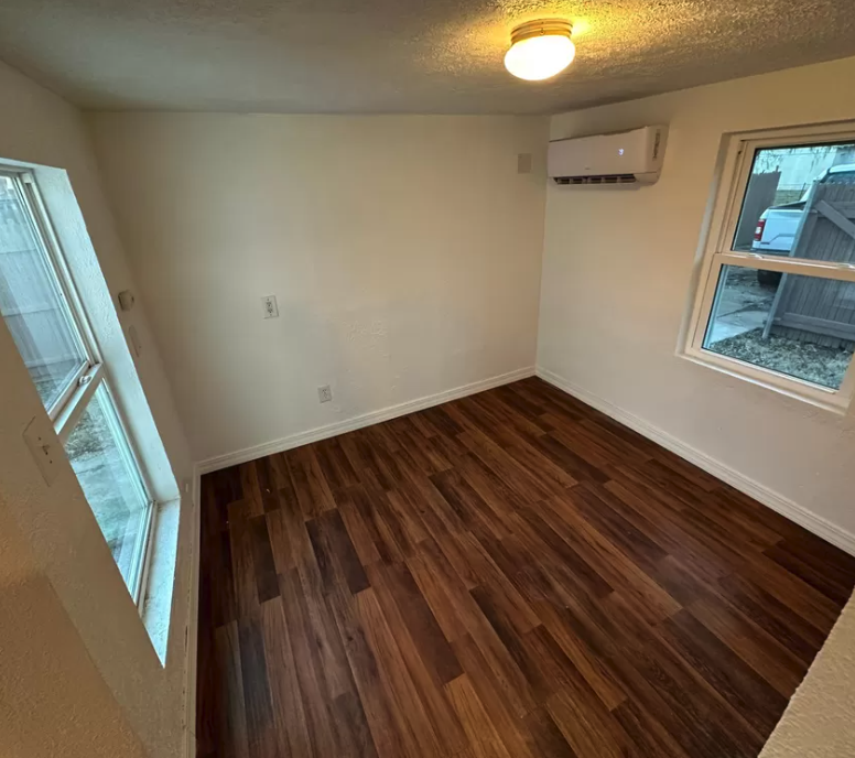 515 E Main St #1 - Photo 6 of 13